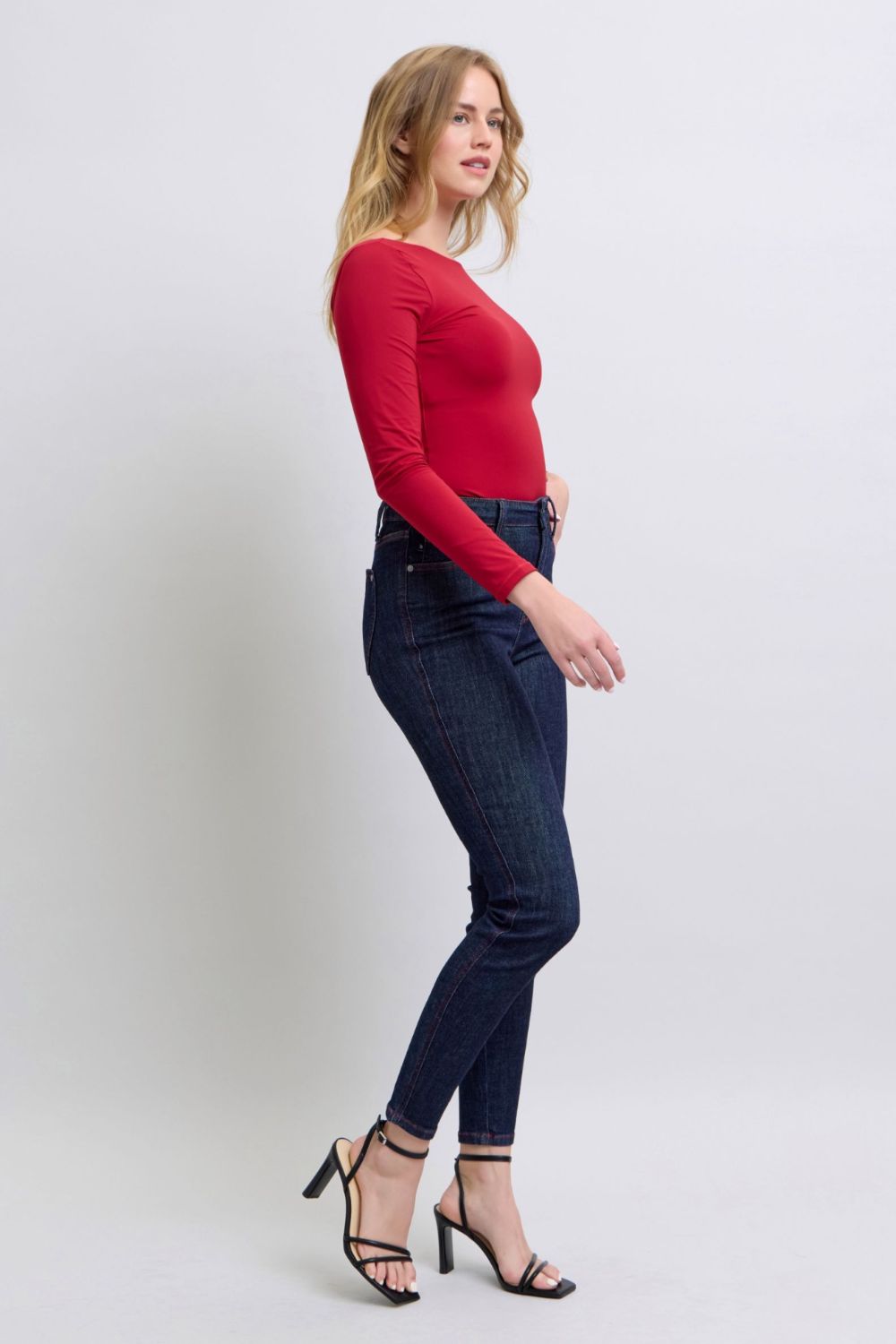 Heart Pocket Skinny Jeans